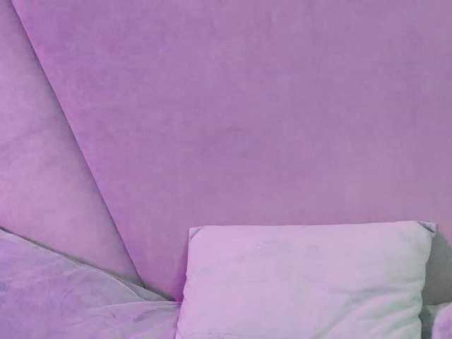 Evelisse live cam on BongaCams