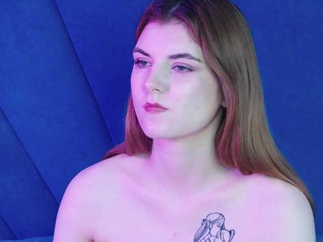 Evelisse live cam on BongaCams