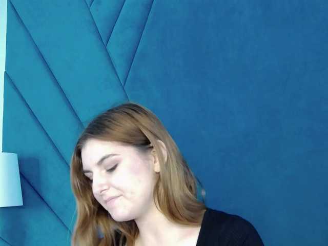 Evelisse live cam on BongaCams