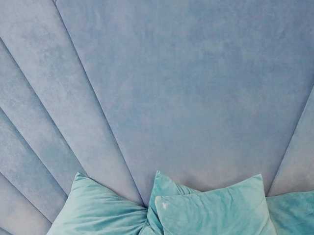 Evelisse live cam on BongaCams