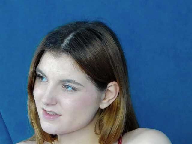 Evelisse live cam on BongaCams