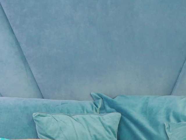 Evelisse live cam on BongaCams