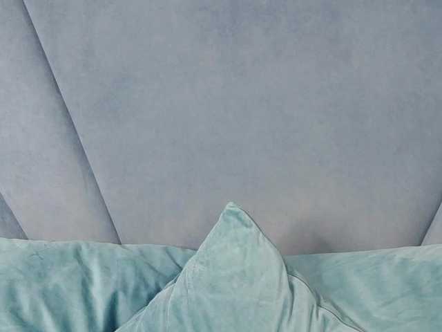 Evelisse live cam on BongaCams