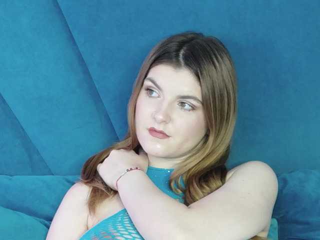 Evelisse live cam on BongaCams