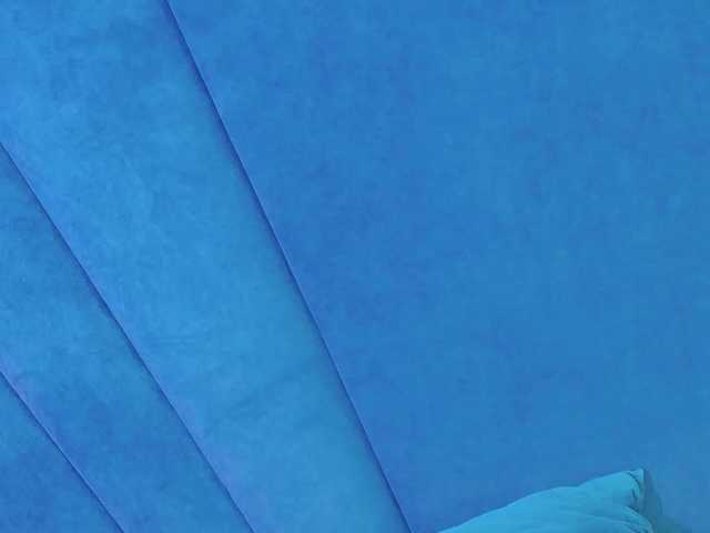 Evelisse live cam on BongaCams