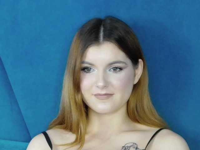 Evelisse live webcam show