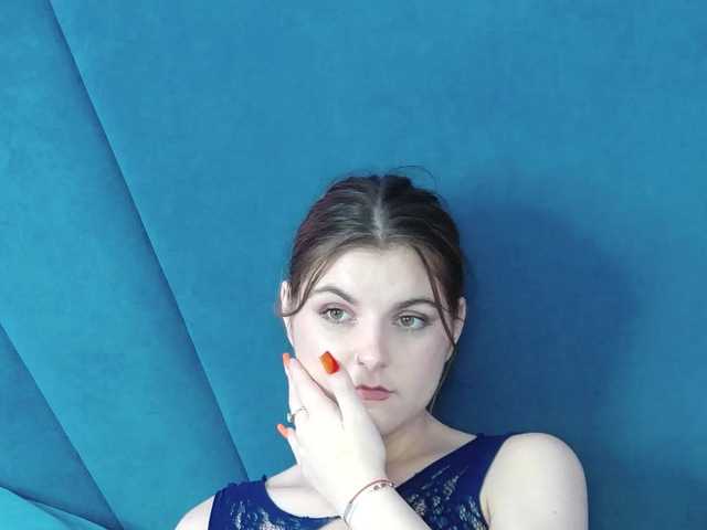 Evelisse live cam on BongaCams
