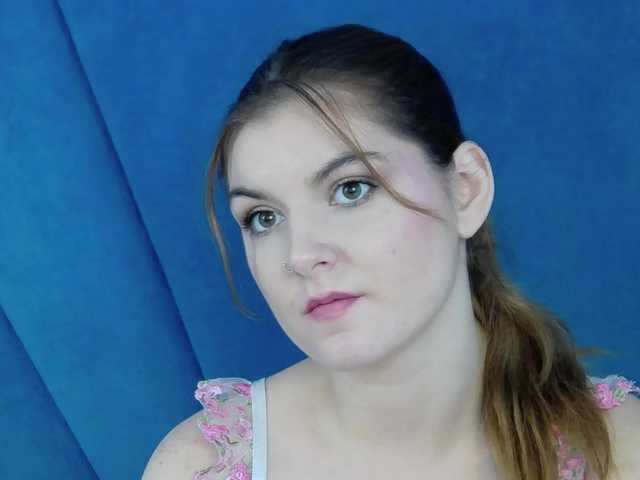 Evelisse live cam on BongaCams