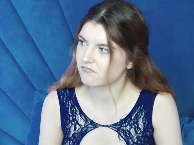 Evelisse live cam on BongaCams