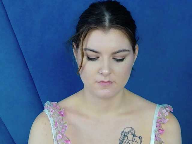 Evelisse live cam on BongaCams