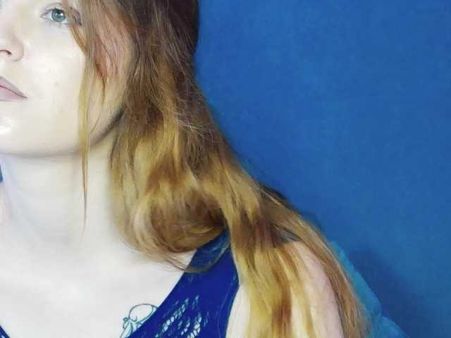 Evelisse live cam on BongaCams