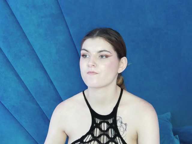Evelisse live cam on BongaCams