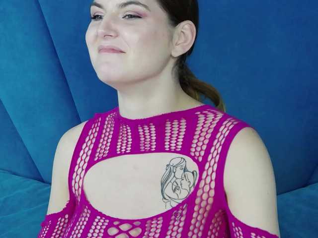 Evelisse live cam on BongaCams