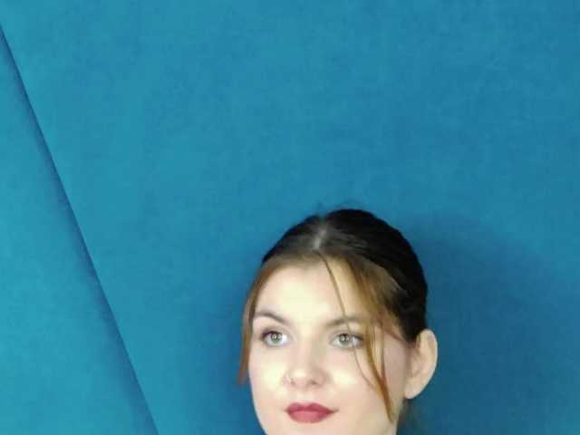 Evelisse live cam on BongaCams