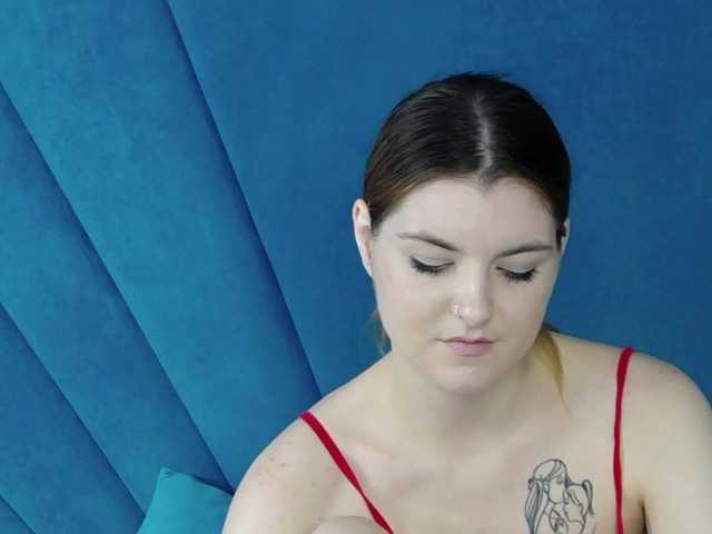 Evelisse live cam on BongaCams
