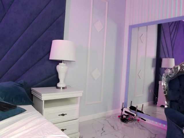 Evelisse live cam on BongaCams