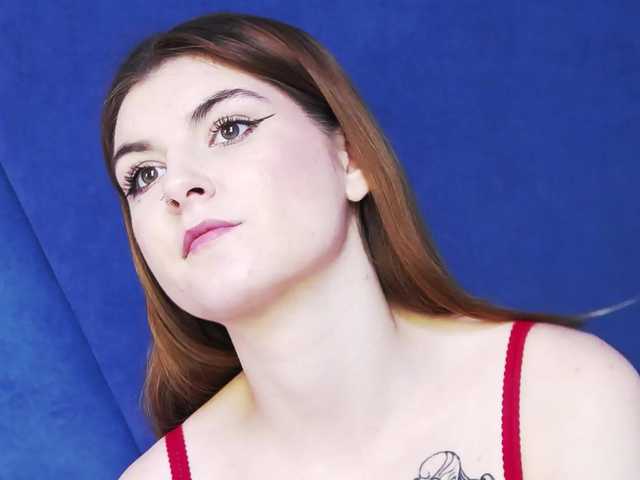 Evelisse live cam on BongaCams