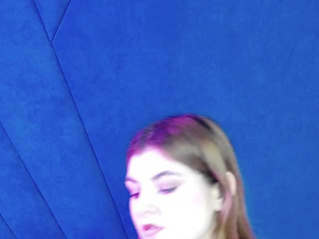 Evelisse live cam on BongaCams