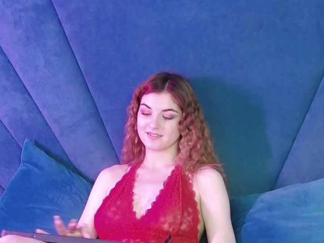 Evelisse live cam on BongaCams