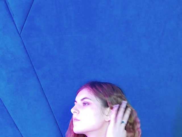 Evelisse live cam on BongaCams