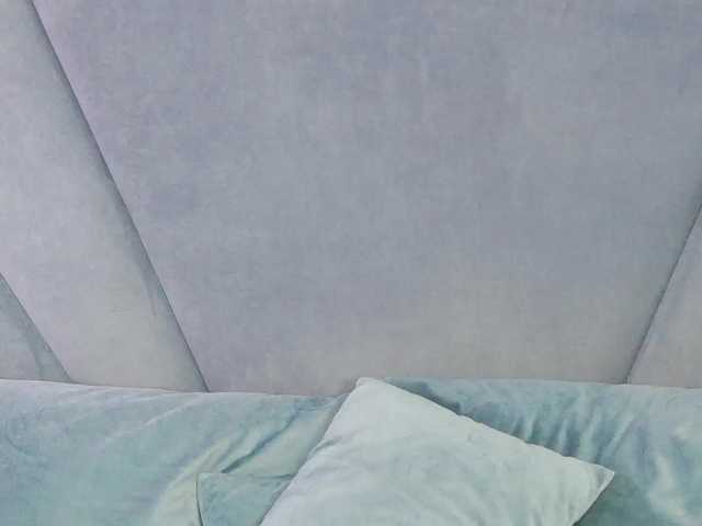 Evelisse live cam on BongaCams