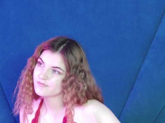 Evelisse live cam on BongaCams
