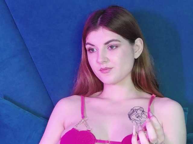 Evelisse live cam on BongaCams