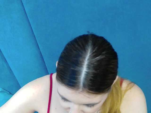 Evelisse live cam on BongaCams