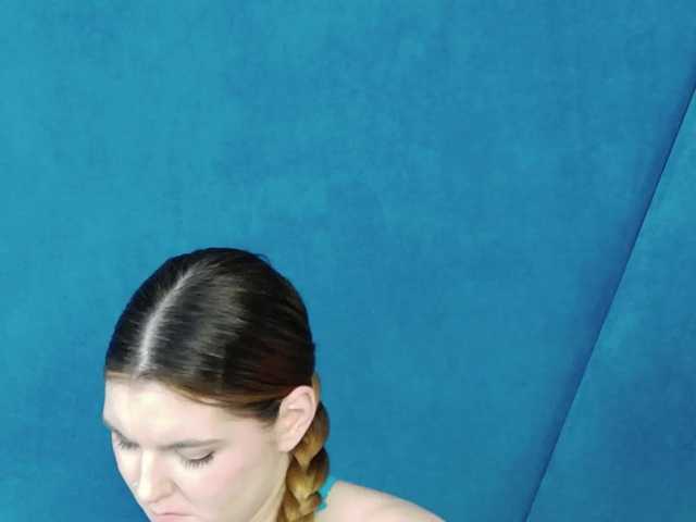 Evelisse live cam on BongaCams