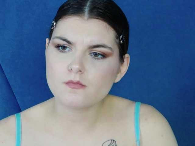 Evelisse live cam on BongaCams