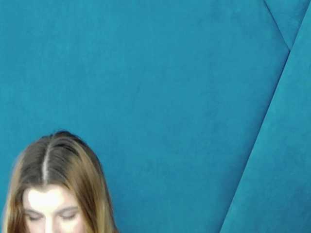 Evelisse live cam on BongaCams