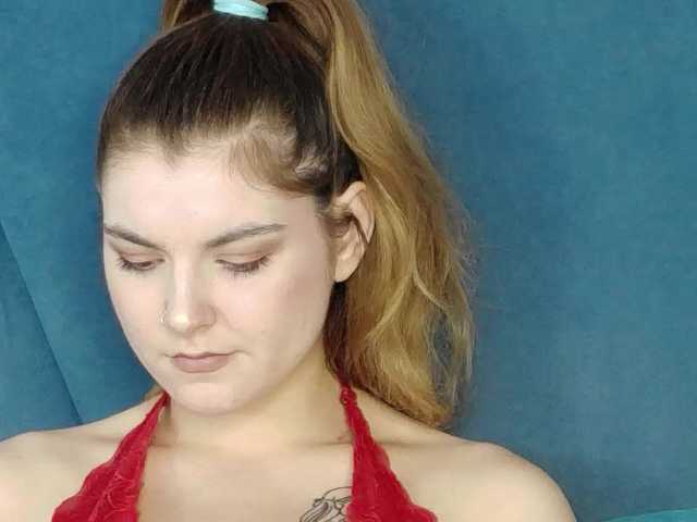 Evelisse live cam on BongaCams