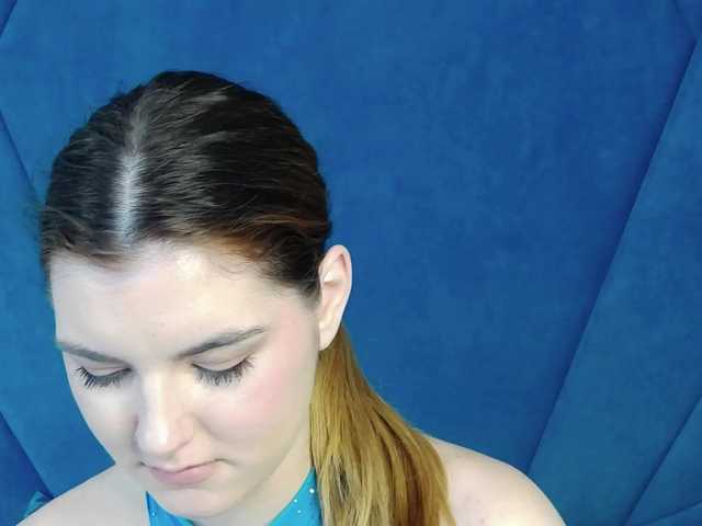 Evelisse live cam on BongaCams