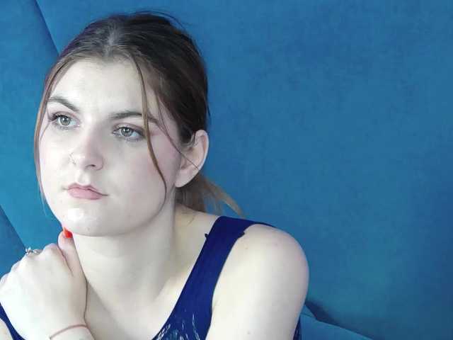 Evelisse live cam on BongaCams