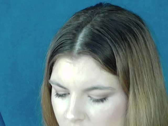 Evelisse live cam on BongaCams