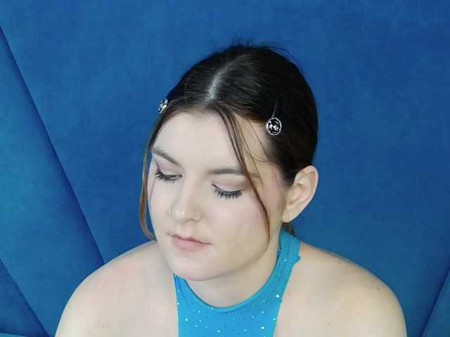 Evelisse live cam on BongaCams