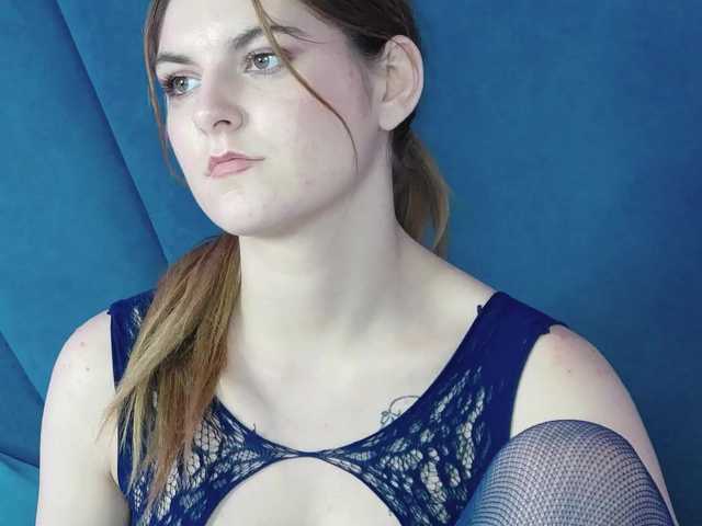 Evelisse live cam on BongaCams