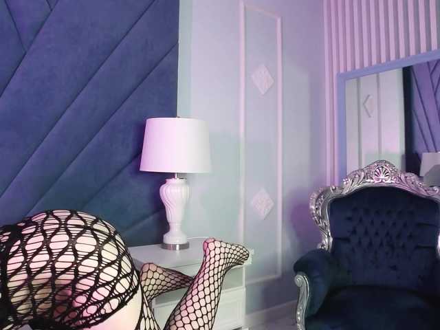 Evelisse live cam on BongaCams