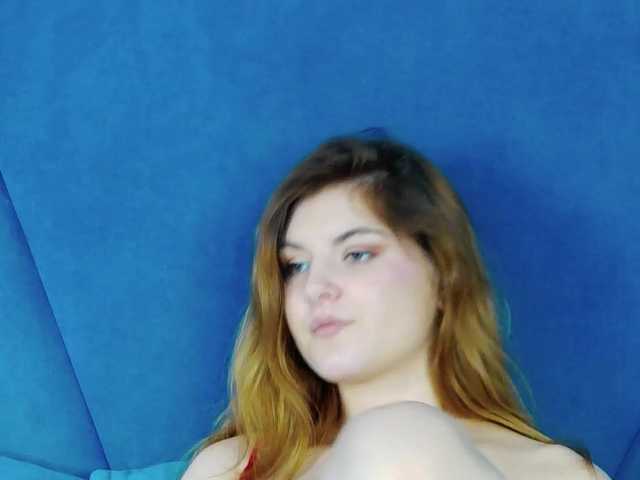 Evelisse live cam on BongaCams
