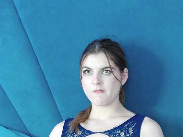 Evelisse live cam on BongaCams