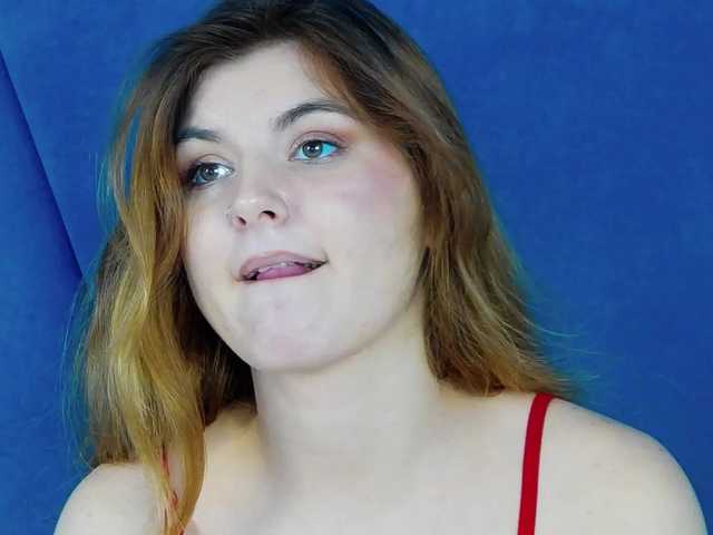 Evelisse live cam on BongaCams