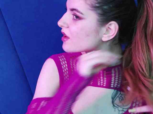 Evelisse Live Webcam on BongaCams