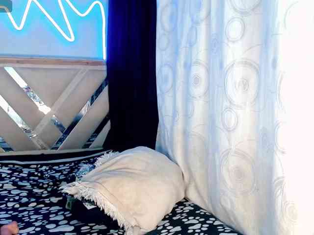 nizzan-cutte Sex Cam Show