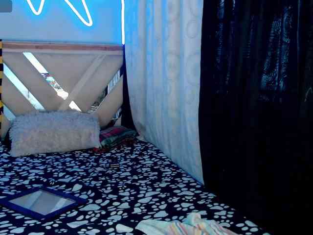 nizzan-cutte Sex Cam Show