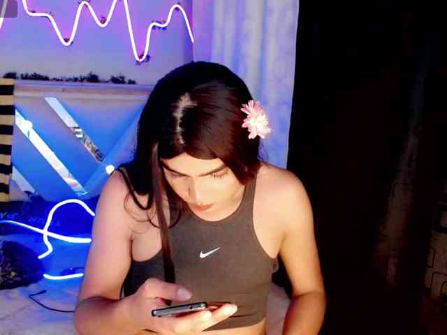 nizzan-cutte Sex Cam Show