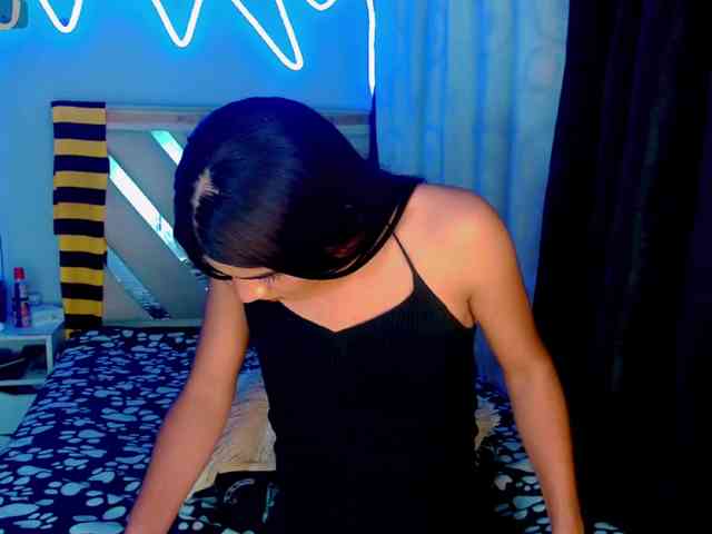 nizzan-cutte Sex Cam Show