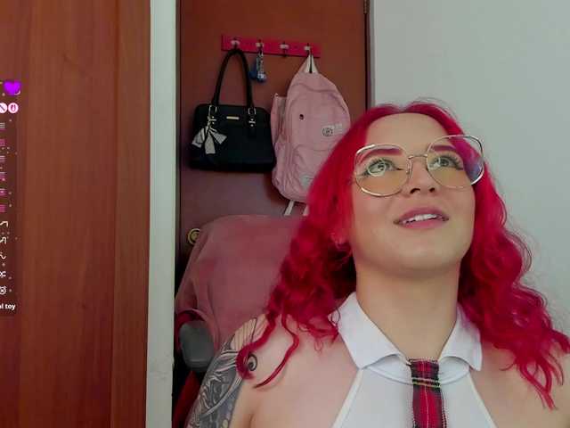 KateMessy1 live cam on BongaCams