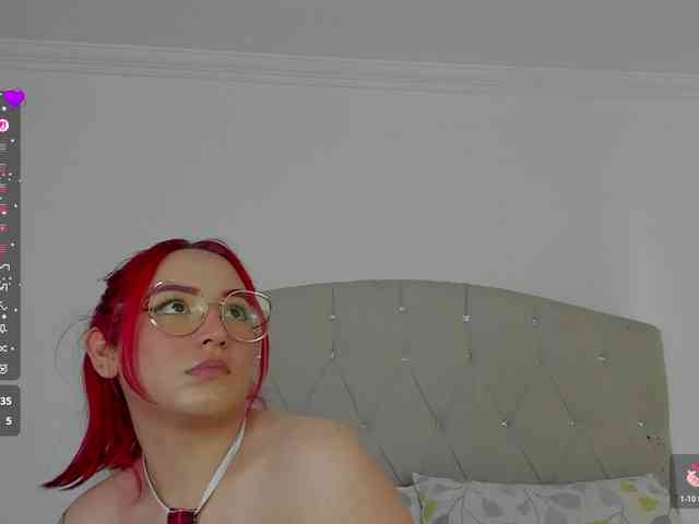 KateMessy1 webcam