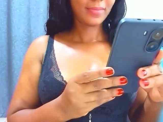 Belinda97 webcam