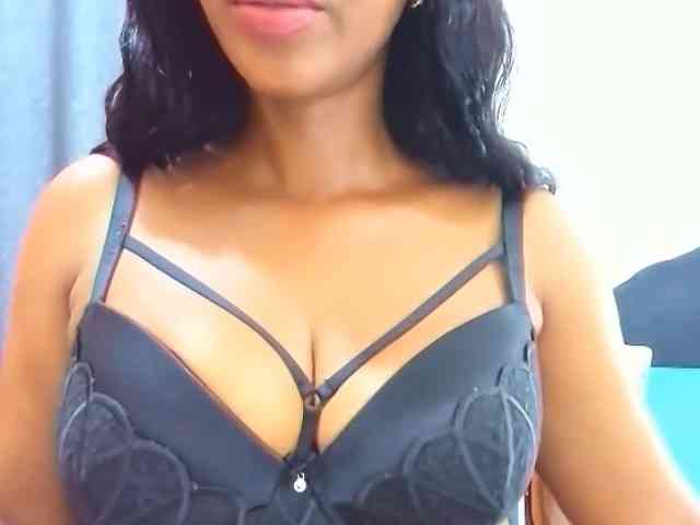 Belinda97 webcam